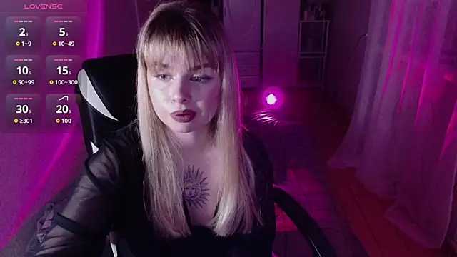 AngelicaHollywood online show from March 18, 9:18 pm