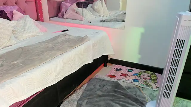 sara ramirez01 online show from September 13, 1:49 am