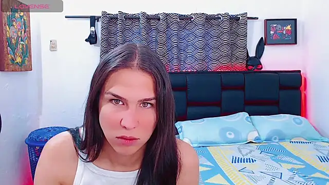 Snapshot of Azley_sweet chatting on February 11, 1:49 pm Azley sweet online show from February 11, 1:49 pm