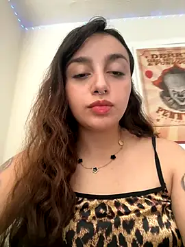 CharmingMaddie online show from September 14, 5:12 pm