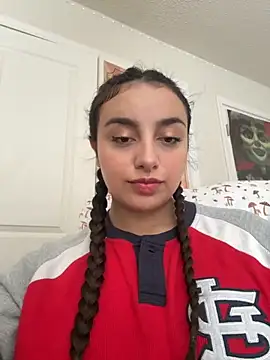 CharmingMaddie online show from September 16, 3:57 pm