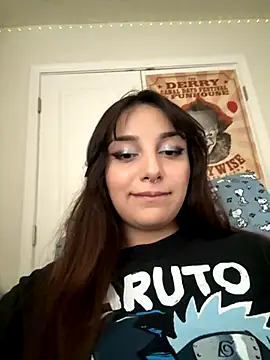 CharmingMaddie online show from November 18, 5:28 pm