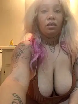 Snapshot of seductiveangeeel chatting on October 12, 3:49 am seductiveangeeel online show from October 12, 3:49 am
