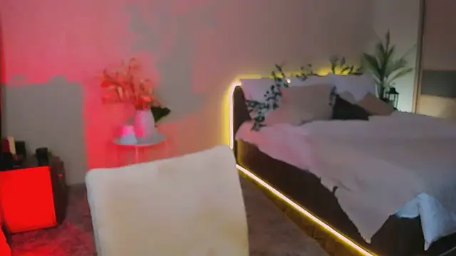 ChristinaConteeree online show from November 22, 11:20 am