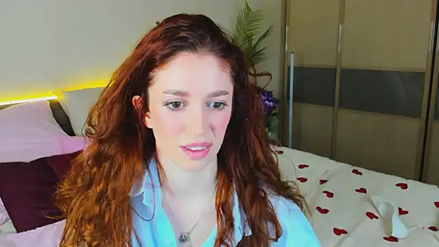 ChristinaConteeree online show from March 14, 10:21 am