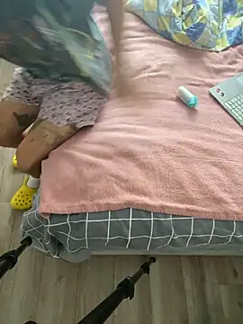 Snapshot of darkdecide chatting on November 2, 10:50 am darkdecide online show from November 2, 10:50 am