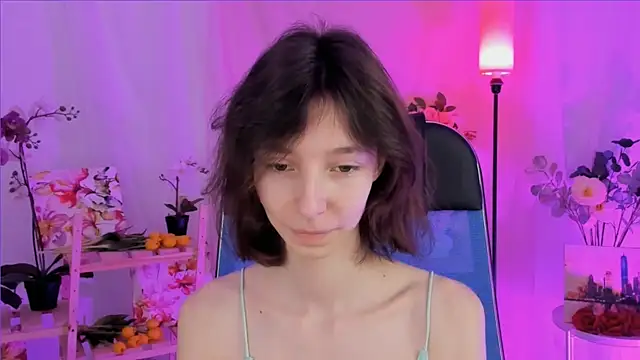 EmmanuellBrown online show from December 21, 4:08 am