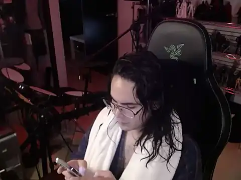 Snapshot of dorrey21 chatting on October 17, 7:05 pm dorrey21 online show from October 17, 7:05 pm