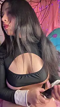 Snapshot of emma_fiore4_ chatting on October 21, 2:18 pm emma fiore4 online show from October 21, 2:18 pm