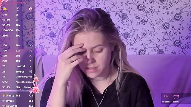 AngelAnty online show from December 21, 2:46 pm