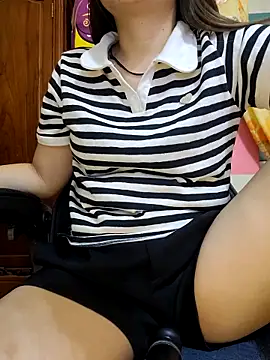 Bee sweet online show from September 13, 4:18 pm