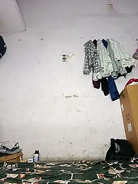 hiddennisha online show from September 20, 1:50 am