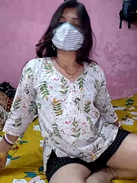 hiddennisha online show from March 18, 5:05 pm