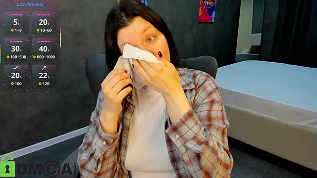 Michele Greenn online show from October 10, 1:04 am