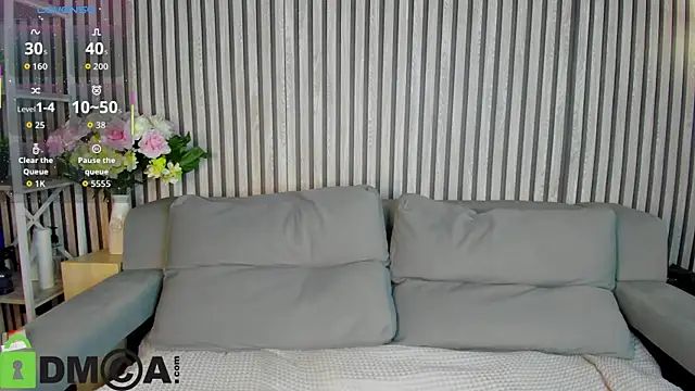 Michele Greenn online show from October 15, 1:17 am