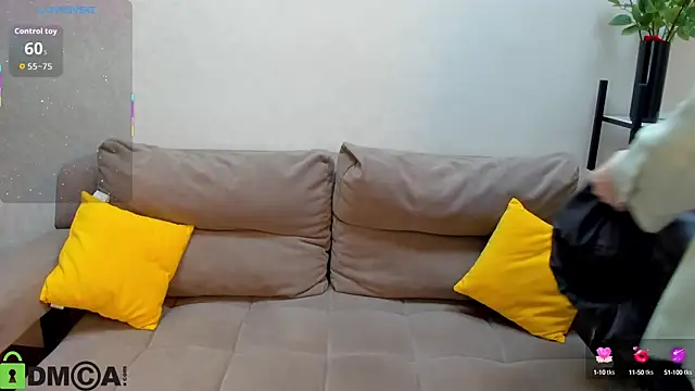 Michele Greenn online show from October 16, 1:17 am