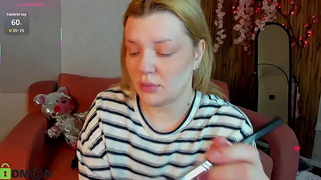 Michele Greenn online show from April 12, 1:10 am