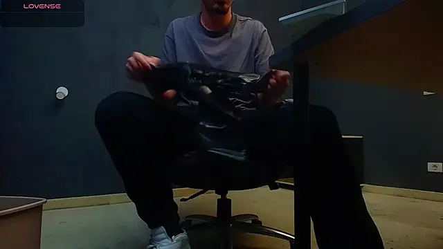 EnzoRace online show from November 4, 5:50 am