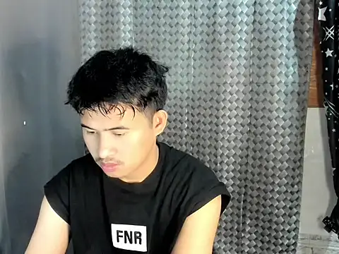 Snapshot of Adim-pinoy146 chatting on May 26, 8:21 am Adim-pinoy146 online show from May 26, 8:21 am