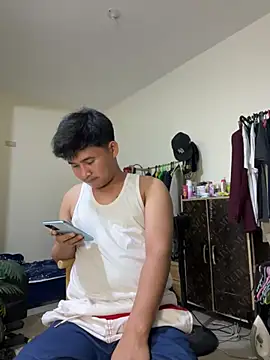 Snapshot of Adim-pinoy146 chatting on June 22, 1:18 am Adim-pinoy146 online show from June 22, 1:18 am