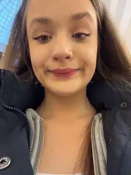 KittyQueeny online show from December 3, 12:14 pm