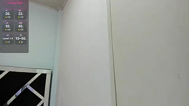 iisabella noa online show from November 18, 7:51 pm