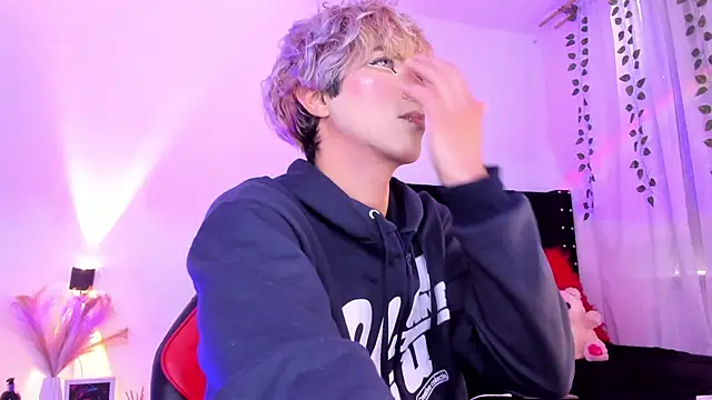 Cooperrosscute233 online show from February 22, 9:02 pm