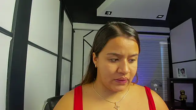 ElaBourn  online show from October 19, 1:56 pm