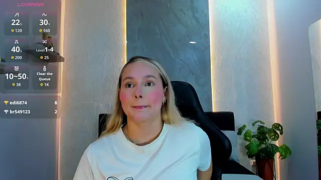 Snapshot of Emmaa_white_ chatting on July 2, 5:30 pm Emmaa white online show from July 2, 5:30 pm