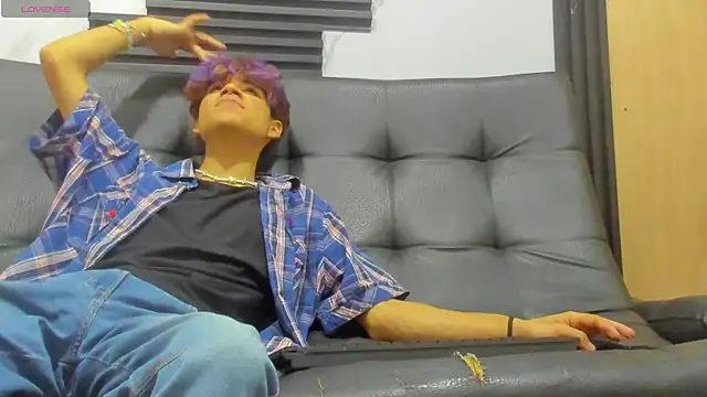 spicy adonhis online show from September 27, 12:43 pm