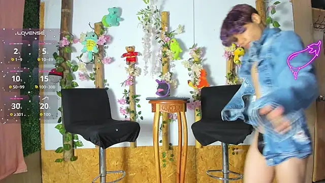 spicy adonhis online show from September 28, 9:58 am