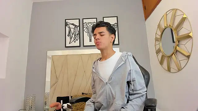 owen  johnson online show from October 13, 11:43 am