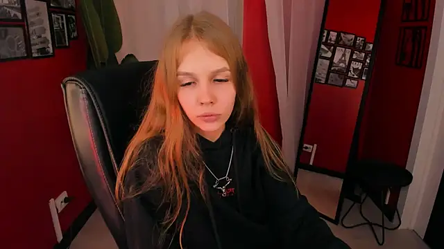 Snapshot of Selen_hells_weet chatting on September 20, 6:09 pm Selen hells weet online show from September 20, 6:09 pm