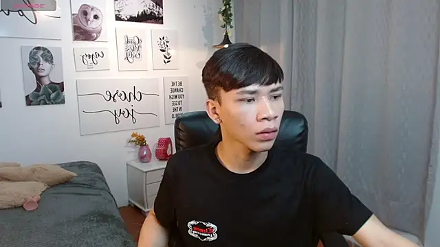 nathanclay online show from September 28, 1:55 am