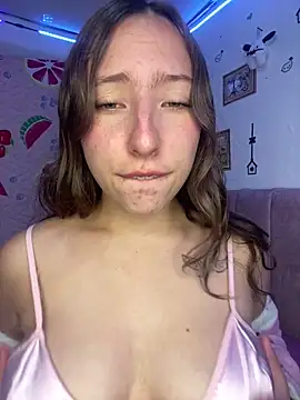 Tiara 19 online show from October 1, 11:00 pm