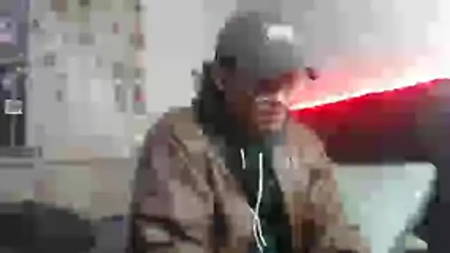 Snapshot of playfulboys_ chatting on February 1, 6:56 am playfulboys online show from February 1, 6:56 am