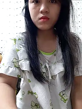 Snapshot of BabySweet-18 chatting on February 6, 9:45 am BabySweet-18 online show from February 6, 9:45 am