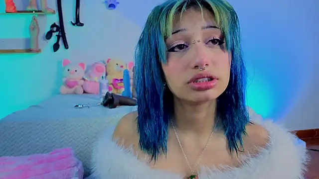 zoelight18 online show from March 12, 12:11 pm