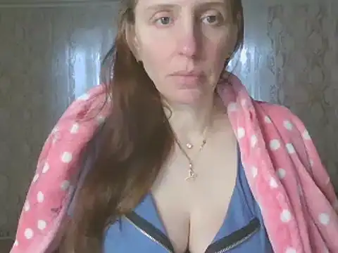 CandiCole online show from February 9, 6:28 am