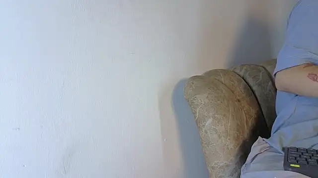  DantFox  online show from December 15, 9:19 pm