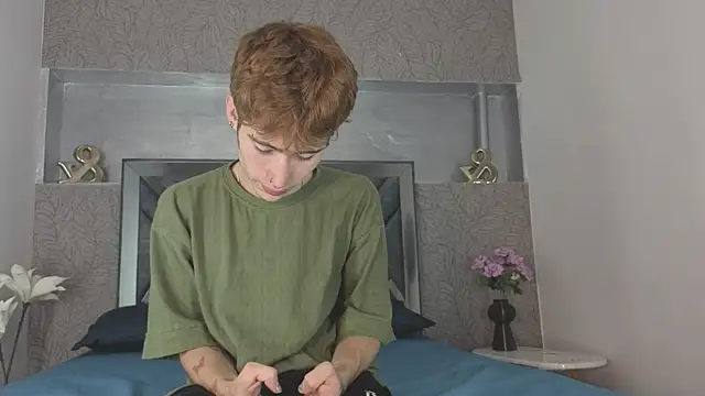  DantFox  online show from December 18, 8:48 pm