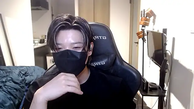 Snapshot of Mei-Tanaka chatting on October 3, 2:58 pm Mei-Tanaka online show from October 3, 2:58 pm