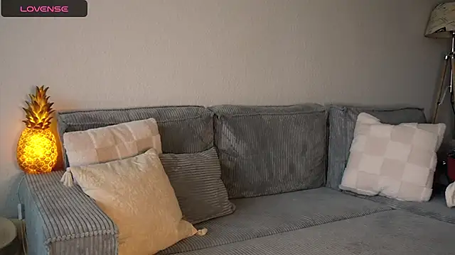 LucyxLou online show from September 14, 10:25 am