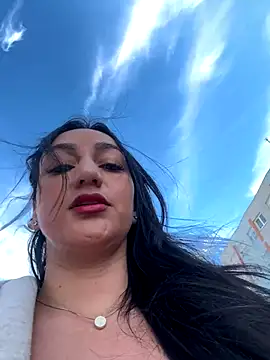 Ninabigtitied online show from September 24, 2:53 pm