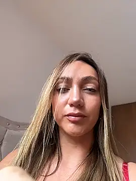 Ninabigtitied online show from July 11, 8:22 pm