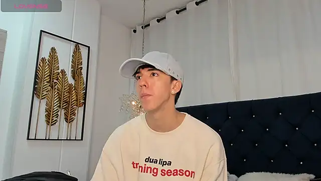 Snapshot of AerumChae chatting on February 25, 11:42 am AerumChae online show from February 25, 11:42 am