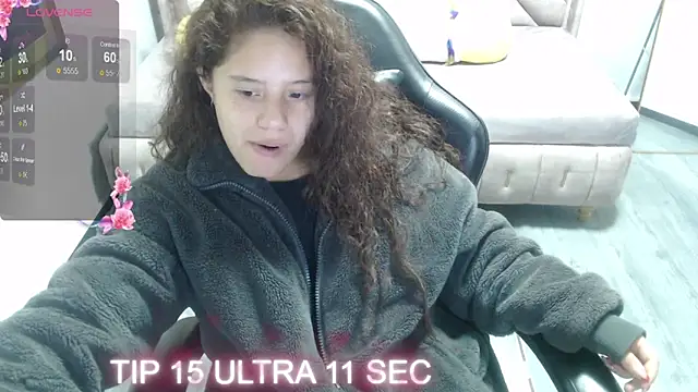 Snapshot of Velvet_Moon_V chatting on January 16, 1:15 pm Velvet Moon V online show from January 16, 1:15 pm