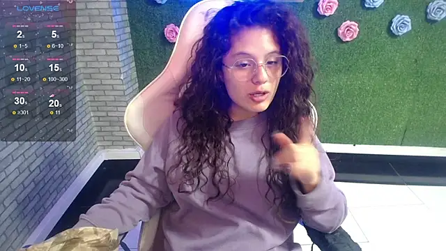 Snapshot of Velvet_Moon_V chatting on February 7, 1:15 pm Velvet Moon V online show from February 7, 1:15 pm