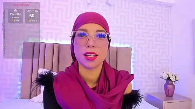 Snapshot of naishaa_ chatting on June 25, 4:55 pm naishaa online show from June 25, 4:55 pm