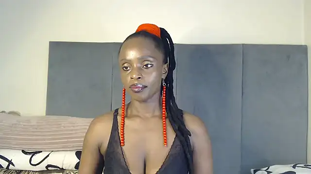 Snapshot of Jah-Queen chatting on September 20, 9:21 am Jah-Queen online show from September 20, 9:21 am